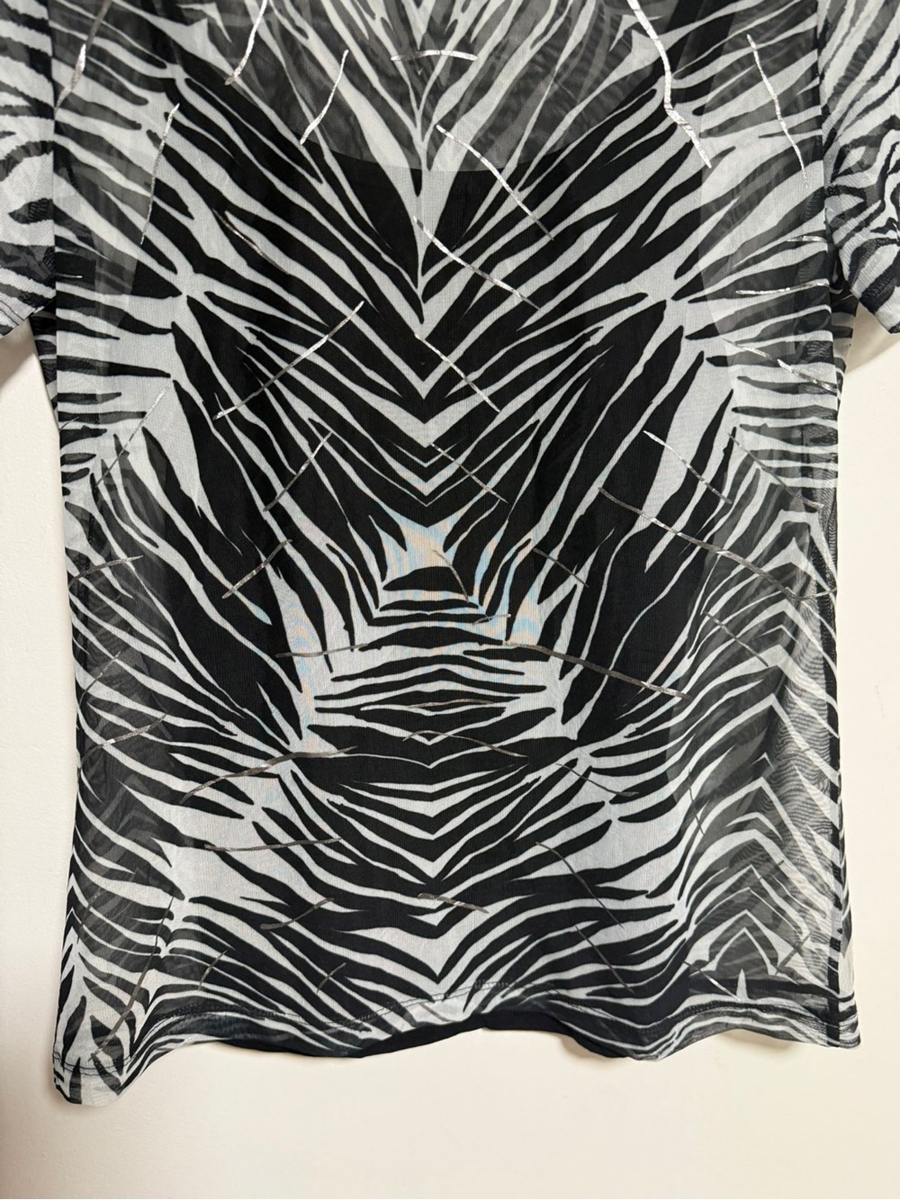 Desigual Zebra Print Mesh Top w/ Black Slip Cami Size M - Picture 9 of 11